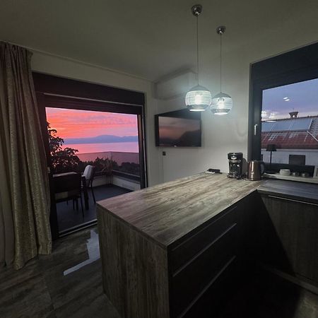 Апартаменти Golden Sunset Нівице Екстер'єр фото